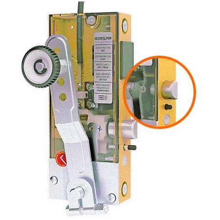 Deltatek DK-05 B Asansör Kapı Kilidi | Çift Emniyetli, Tek Yönlü